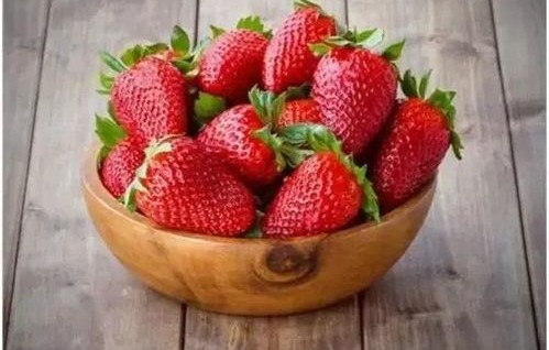 娱乐吃瓜酱草莓视频,娱乐吃瓜酱带你揭秘娱乐圈幕后故事